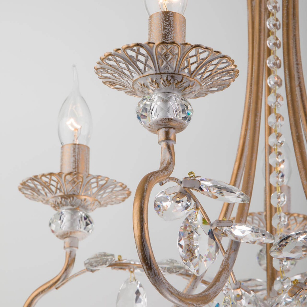 podvesnaya-lyustra-eurosvet-60057-5-belyy-s-zolotom-1.jpg podvesnaya-lyustra-eurosvet-60057-5-belyy-s-zolotom-1.jpg