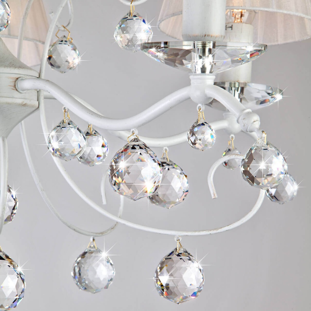 podvesnaya-lyustra-eurosvet-10058-5-belyy-s-zolotom-prozrachnyy-khrustal-strotskis-1.jpg podvesnaya-lyustra-eurosvet-10058-5-belyy-s-zolotom-prozrachnyy-khrustal-strotskis-1.jpg