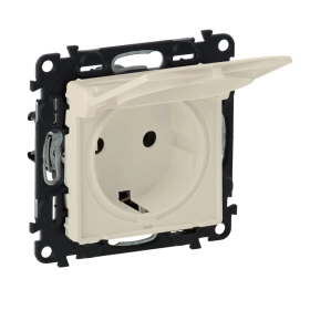 Розетка с заземлением, крышкой - слоновая кость, Legrand Valena Life