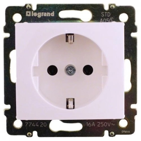 Розетка с заземлением, шторками, автоматическими клеммами - белый, Legrand Valena