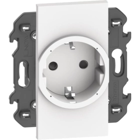 Умная розетка со шторками, защитой от перегрузки, 2К+З 16A 2 модуля — белый, Bticino Living Now NETATMO